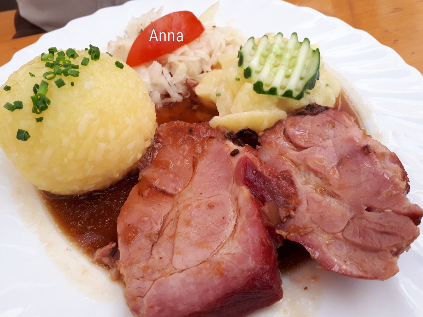 Makanan Khas Jerman (27): Beda Schweinsbraten atau Surbraten – Make it ...